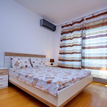 Apartment Dobrota Kotor Extérieur photo