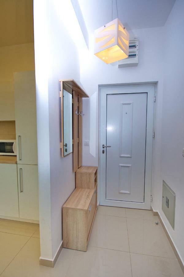 Apartment Dobrota Kotor Extérieur photo