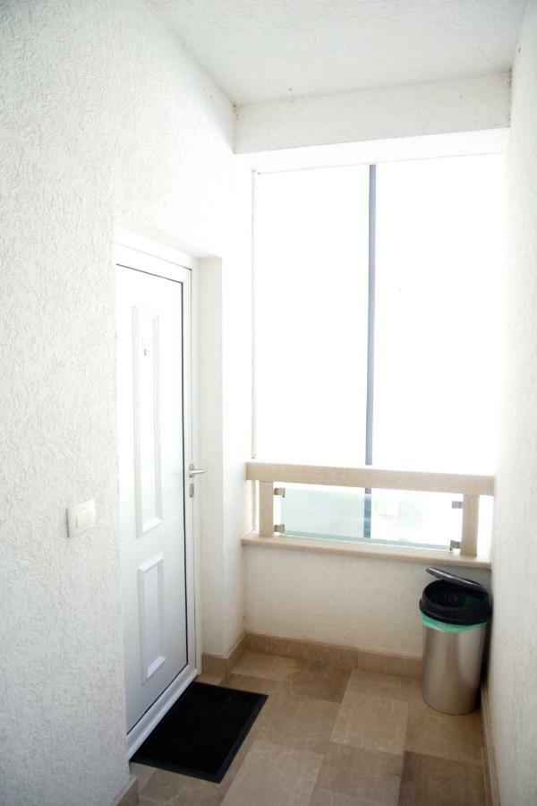 Apartment Dobrota Kotor Extérieur photo